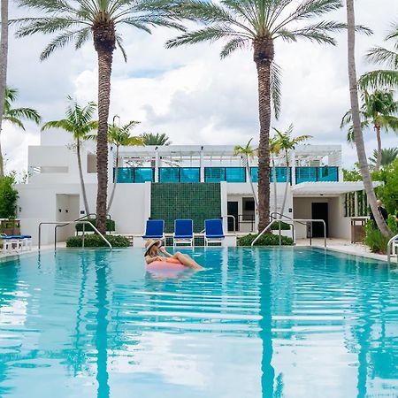 Tideline Palm Beach Ocean Resort And Spa Exterior photo