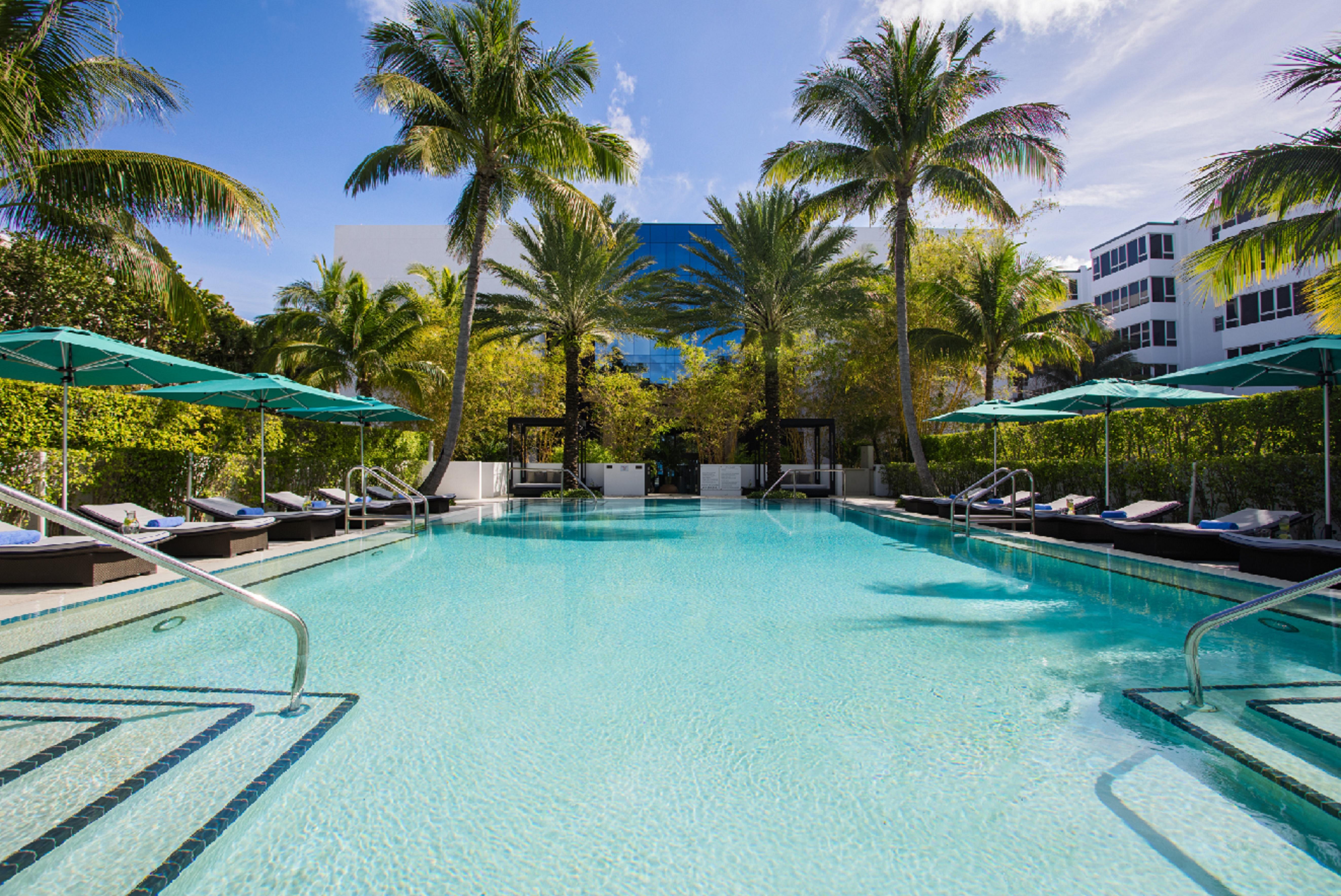 Tideline Palm Beach Ocean Resort And Spa Exterior photo