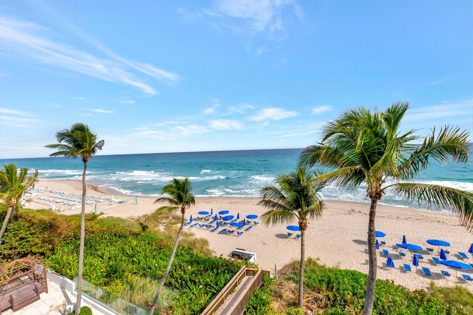 Tideline Palm Beach Ocean Resort And Spa Exterior photo