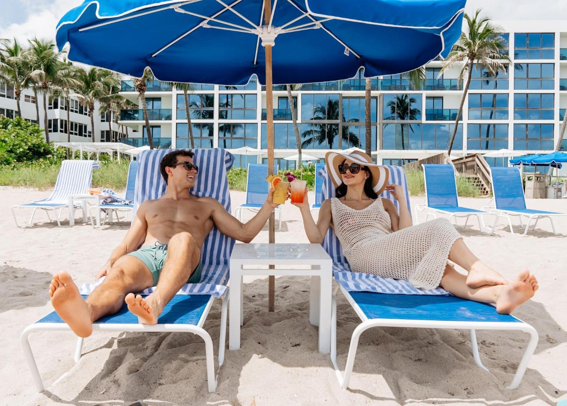 Tideline Palm Beach Ocean Resort And Spa Exterior photo