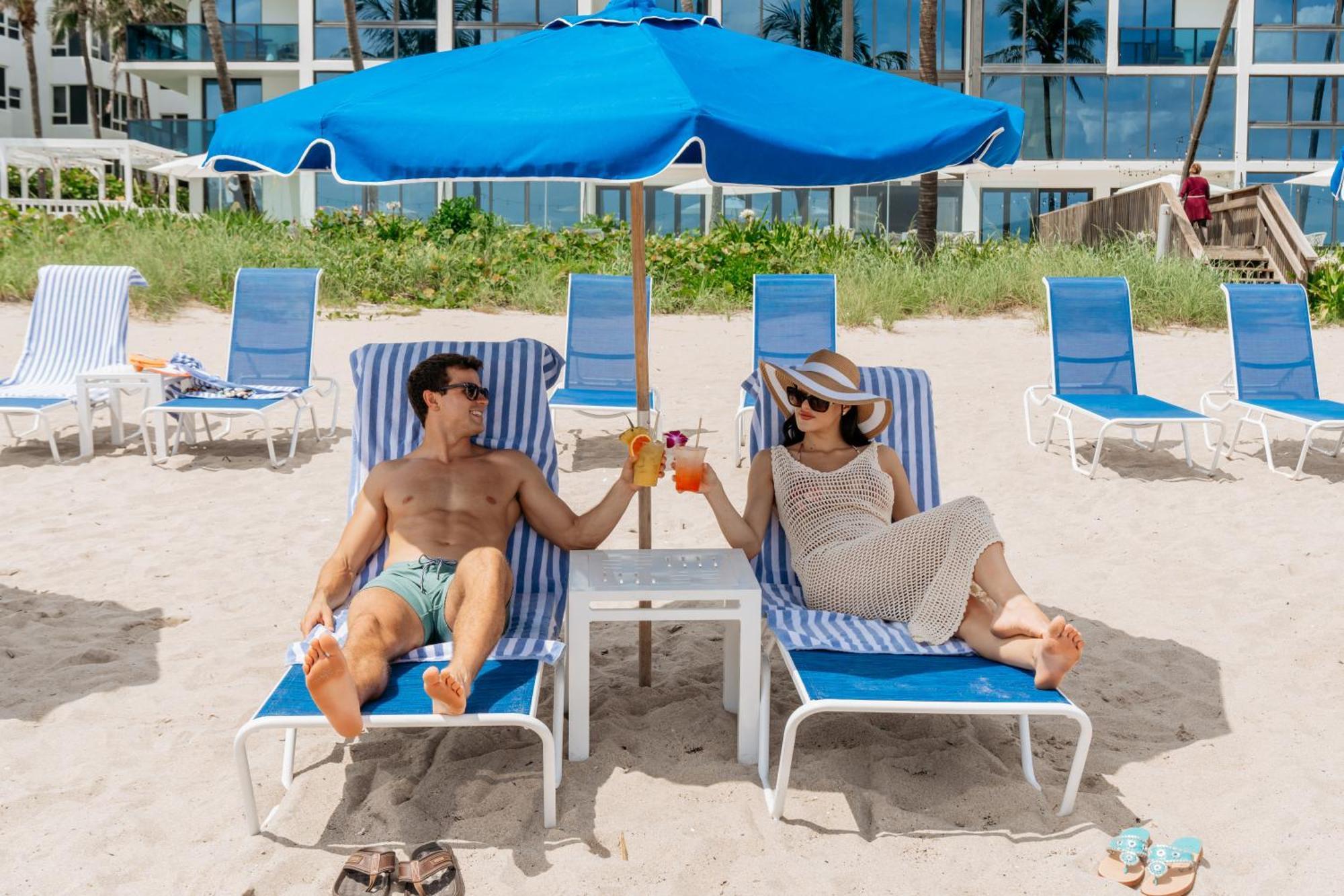 Tideline Palm Beach Ocean Resort And Spa Exterior photo