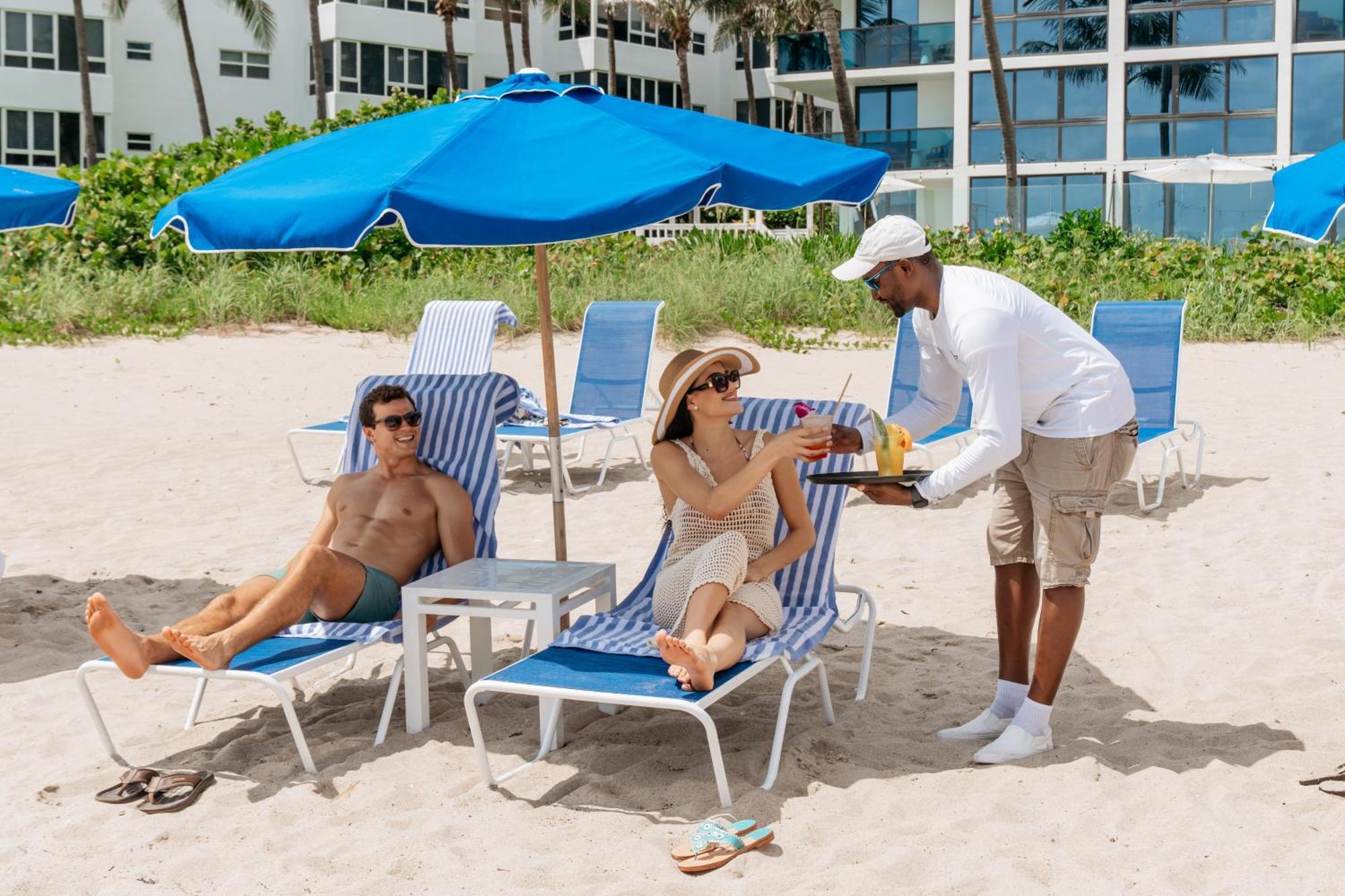 Tideline Palm Beach Ocean Resort And Spa Exterior photo